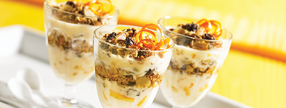 Granola and Yogurt Parfait | Recipes