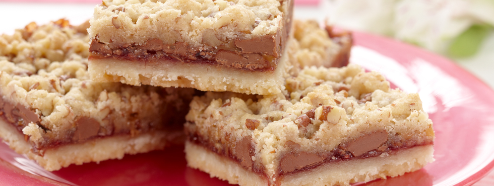 Chocolate Caramel Raspberry Bars | Recipes