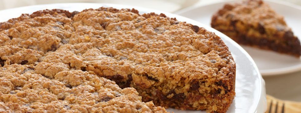Giant Chocolate Oat Cookie Wedges | Recipes