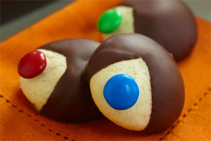 Eyeball Cookies
