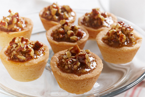 Gooey Butterscotch Pecan Tarts