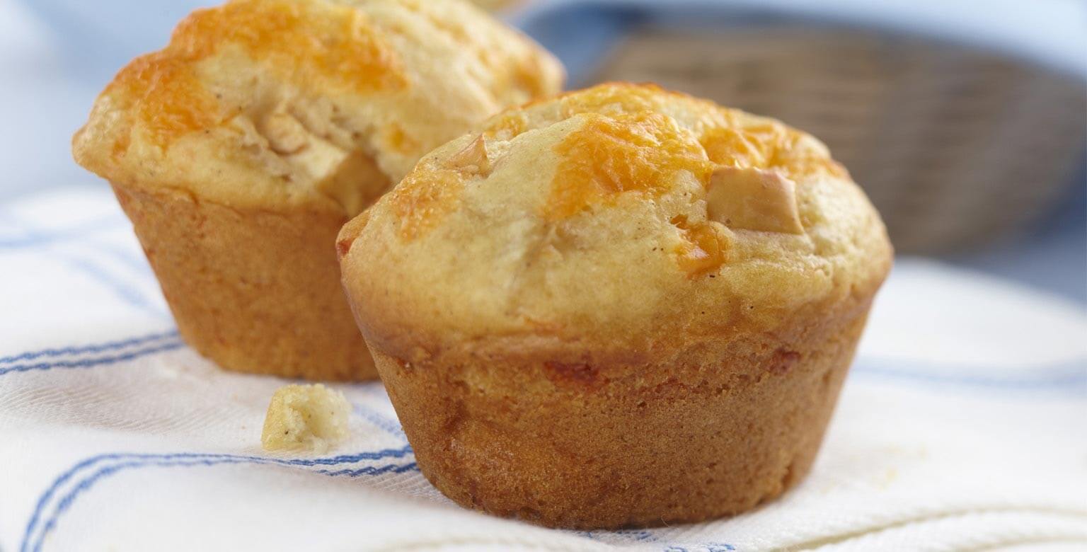 Apple 'n Cheddar Muffins