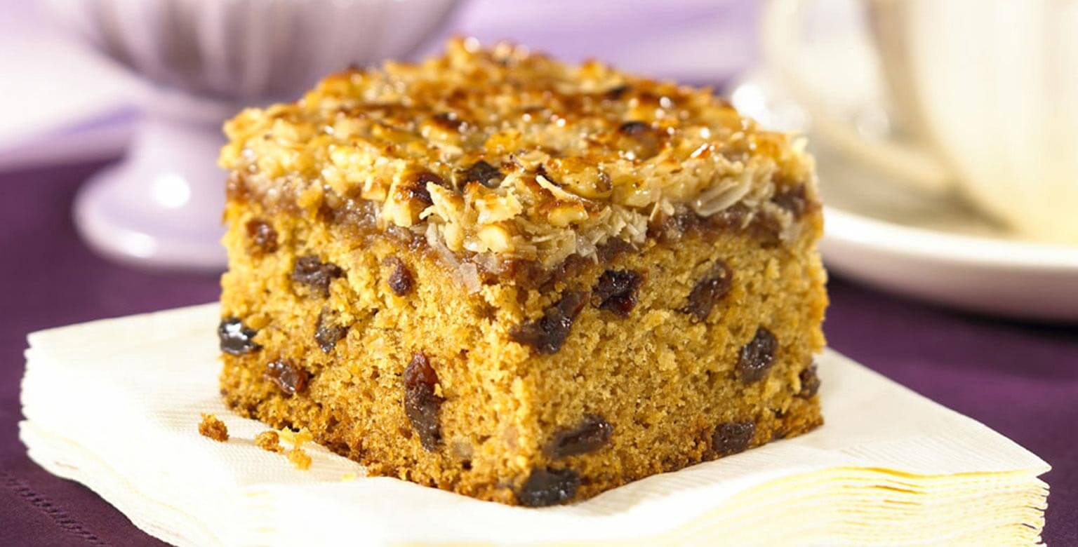 Raisin Oat Cake with Coconut Topping