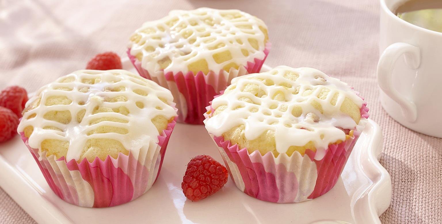 Raspberry White Chocolate Chunk Cupcakes