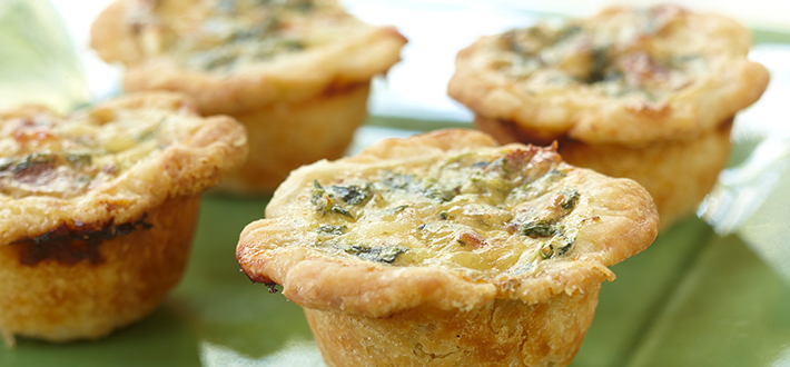 Swiss Cheese, Spinach, Bacon Appetizer Tarts | Crisco®