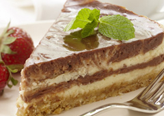 Chocolate Hazelnut Swirl Cheesecake