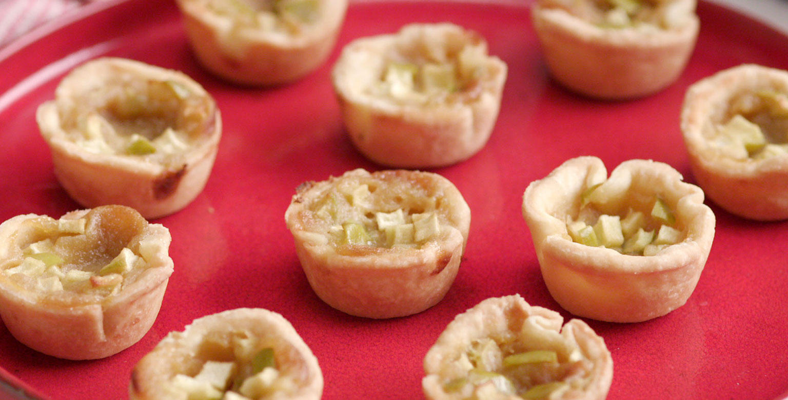 Baby Butter Tarts with Apple